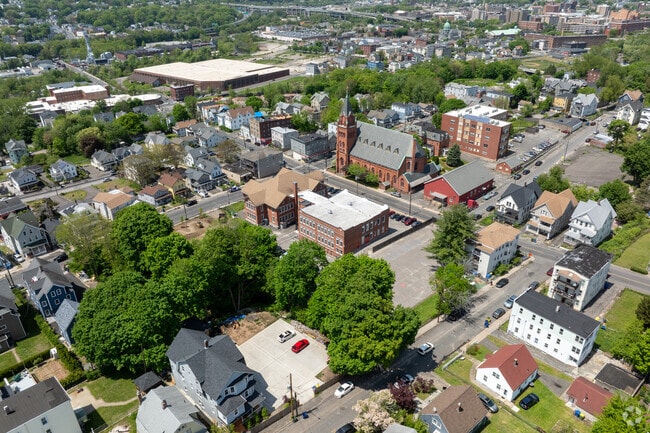 Washington School is located in Waterbury, CT.