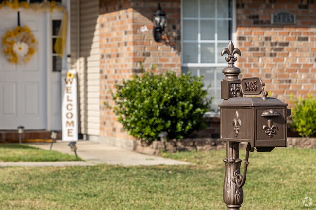Decorative mailboxes are popular in Tall Timbers.