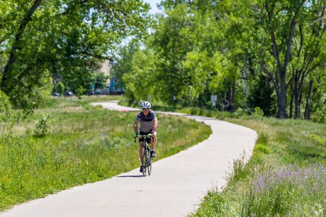 The Bear Creek Trail is an 8-mile paved route that runs through Bear Valley.