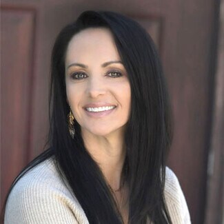 Laura Szabo