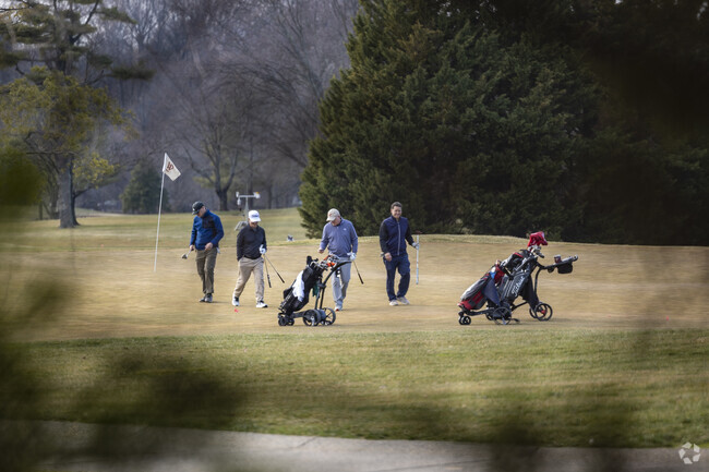 Head to the golf course in Wolf Trap for a relaxing day of friendly competition.