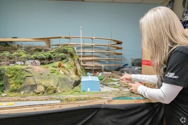 Shaffer's Full Steam Ahead Hobby Shop offers train buffs from the East End a great resource.