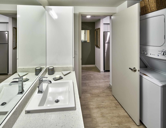 Bowman, Seattle, WA 98103 - photo 7