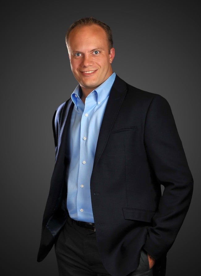 Agent Photo