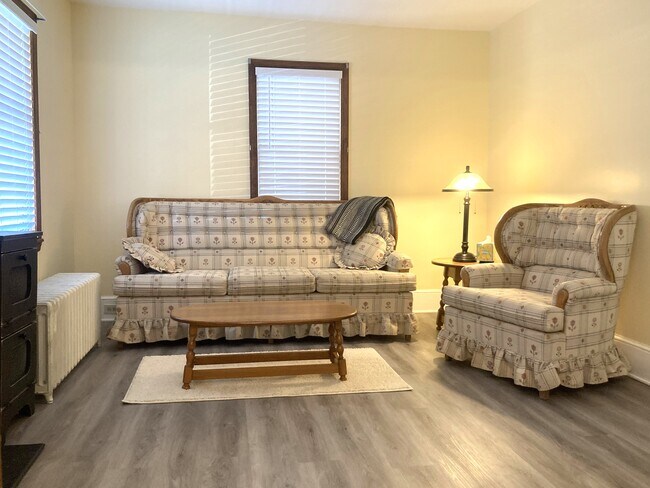 211 S Spruce St unit A, Lewistown, PA 17044 - photo 4