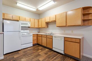 5700 N Main St, Gladstone, MO 64118
