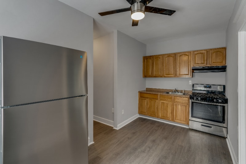 144 W Allens Ln unit B15, Philadelphia, PA 19119 - photo 1