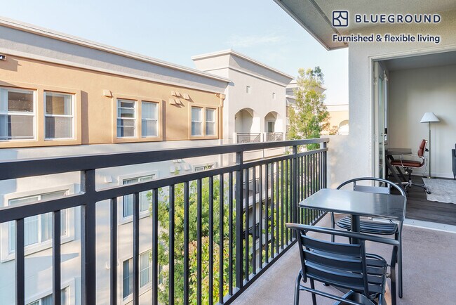 34 Union Square unit FL5-ID1903, Union City, CA 94587 - photo 7