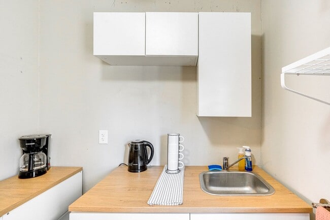 442 Columbia St, Hudson, NY 12534 - photo 7