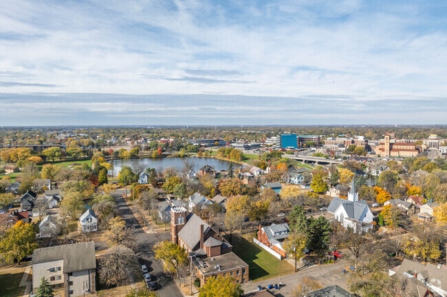 The St. Robert Bellarmine Academy community emphasizes Catholic values and academic achievement, preparing students for future success through faith-centered education and service.