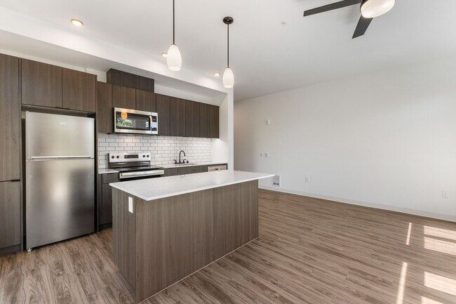 The Hub at 629, Lacey, WA 98503 - photo 3