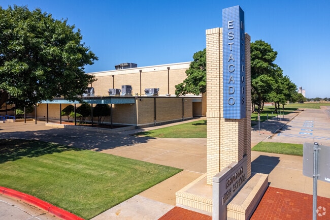 Estacado High School is a 4A public high school serving grades 9 through 12 in Lubbock.