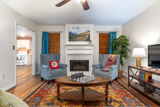 201 Willow Creek S Cir, Alabaster, AL 35007