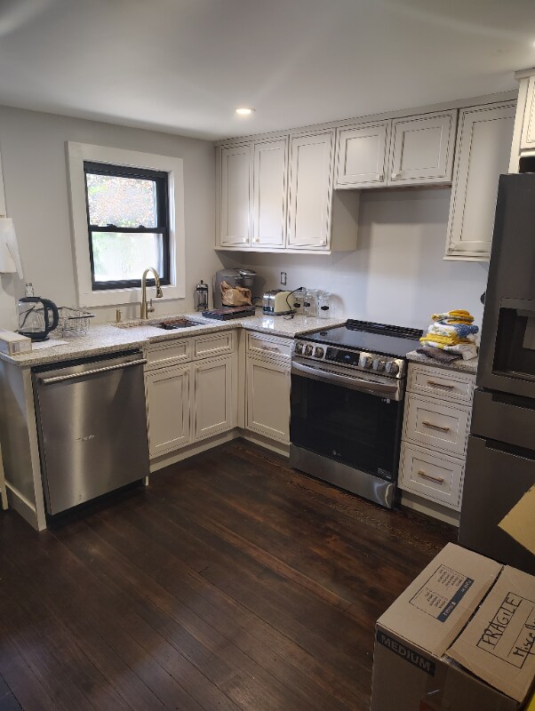 170 Yantic Rd unit 170 Yantic Rd unit 1, Norwich, CT 06360 - photo 1