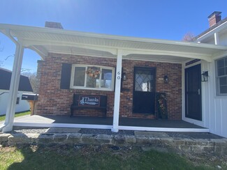 60 Sheldon St Unit 1, Farmingdale, ME 04344