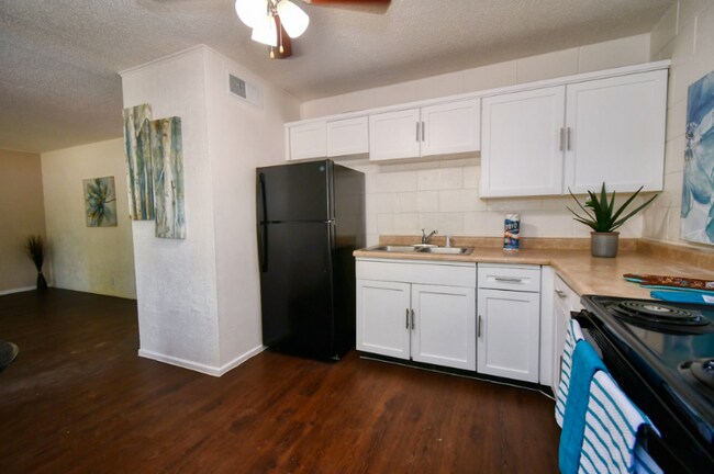 8700 Norton St unit 37-B06, El Paso, TX 79904 - photo 6