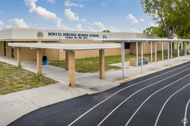 Bonita Springs Middle Center For The Arts serves Grades 6-8.