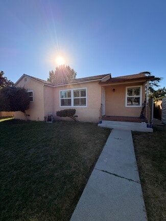 13247 Columbia Way, Downey, CA 90242