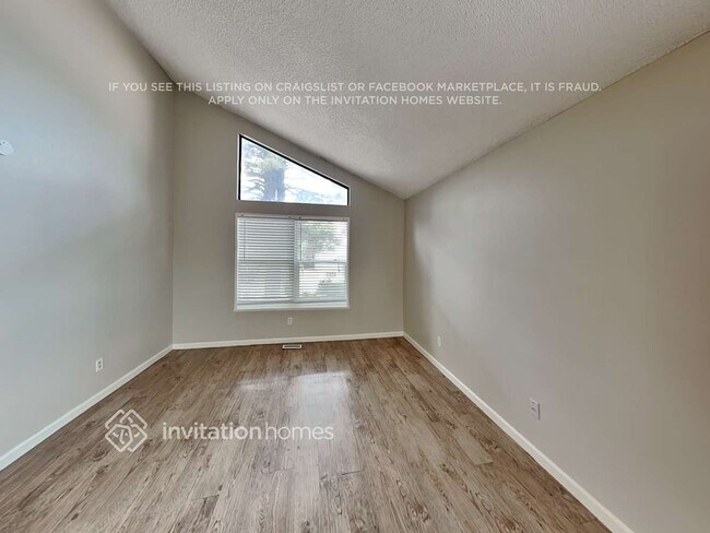 18953 E Kent Cir, Aurora, CO 80013 - photo 5