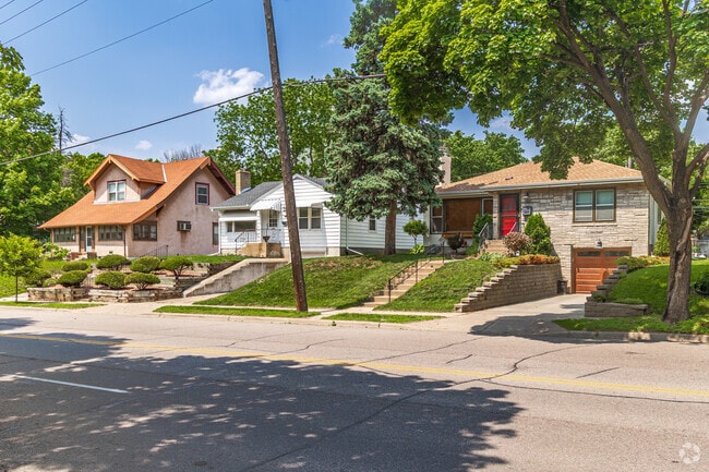In Prosperity Heights, single-family homes sit on pocket-sized yards bordered by paved sidewalks and rows of mature trees.