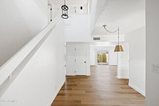 2018 N 51st Way, Phoenix, AZ 85008