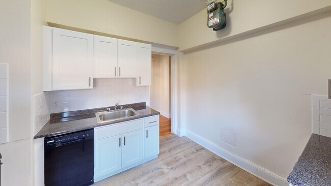 1750 Commonwealth Ave unit 1800-3, Brighton, MA 02135 - photo 4