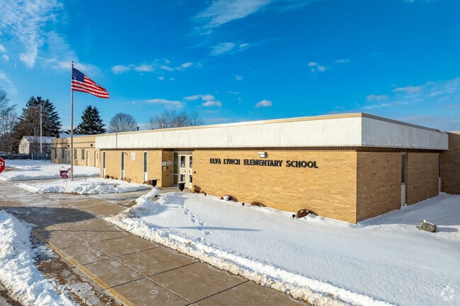 Elva Lynch Elementary School has strong academic program and extra-curricular activities.