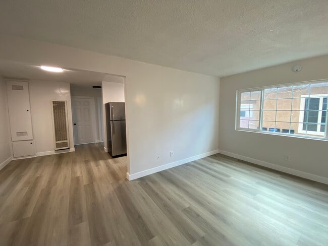 1515 E 20th St unit 1, Long Beach, CA 90806 - photo 2