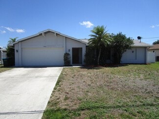 1814 SE 4th St, Cape Coral, FL 33990