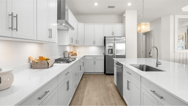 13164 Tulum Loop, Venice, FL 34293 - photo 4