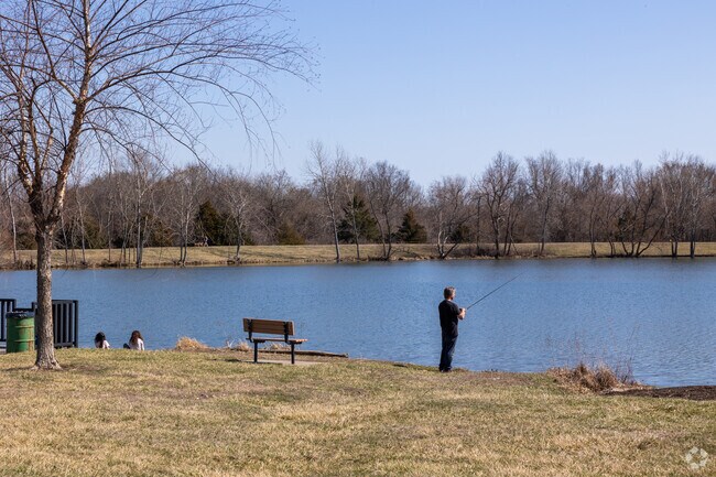 Sedalias 173-acre Clover Dell Park comes with a wide range of amenities like recreational soccer, disc golf, or fishing in the 12-acre lake.