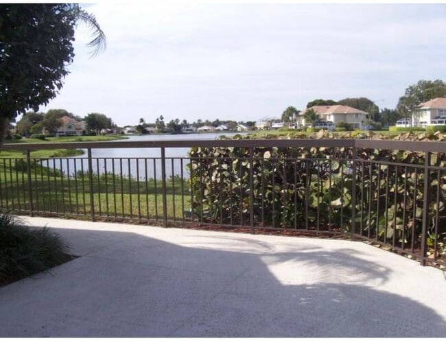 4701 Roxbury Ct, Boynton Beach, FL 33436 - photo 3