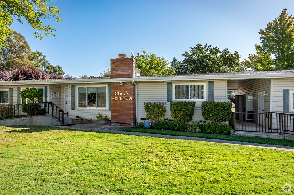 Claire’s Montessori was established to provide high quality preschool education.