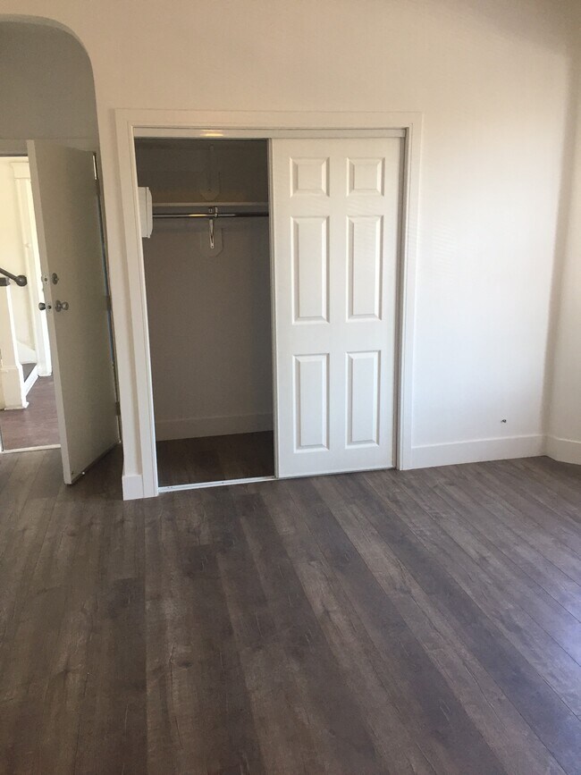 845 S Normandie Ave unit 17, Los Angeles, CA 90005 - photo 4