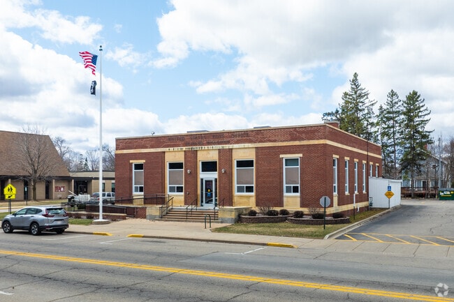 The Shawano Post Office is on the U.S. National Register of Historic Places.