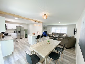 1 Carsdale Ct, Wilmington, DE 19808