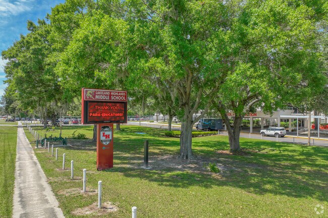 Lakeland Highland Middle School welcomes nearby students to receive their education.