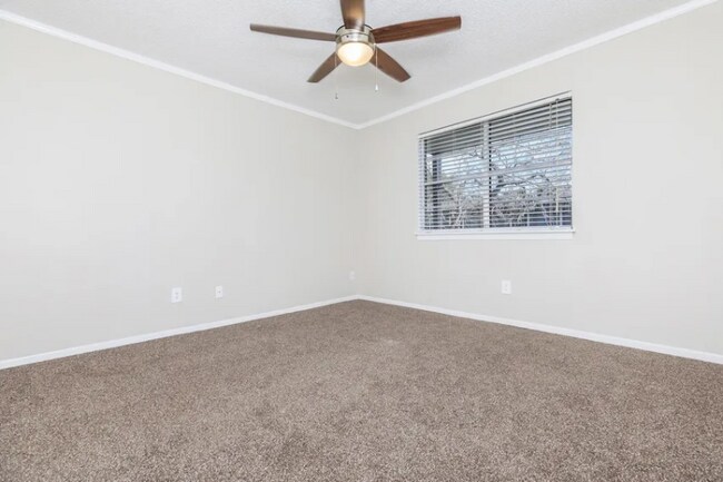 4645 Ocean Dr unit F-23, Corpus Christi, TX 78412 - photo 7