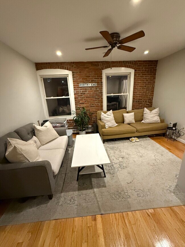 32 Fleet St Unit 3, Boston, MA 02113