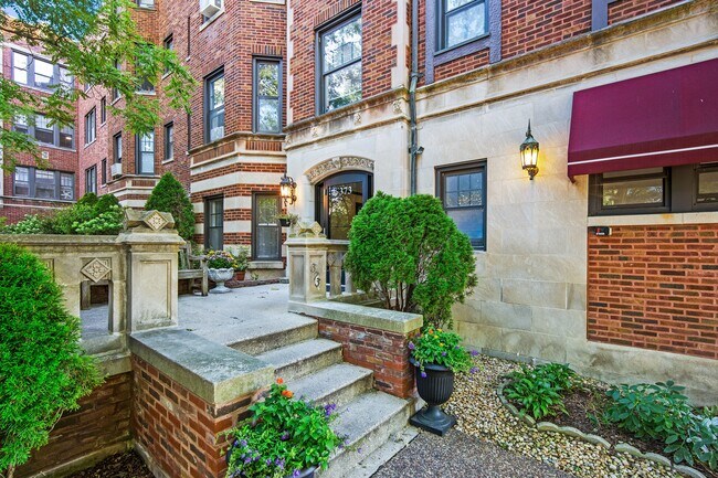 372 Hazel Ave unit B5, Glencoe, IL 60022 - photo 2