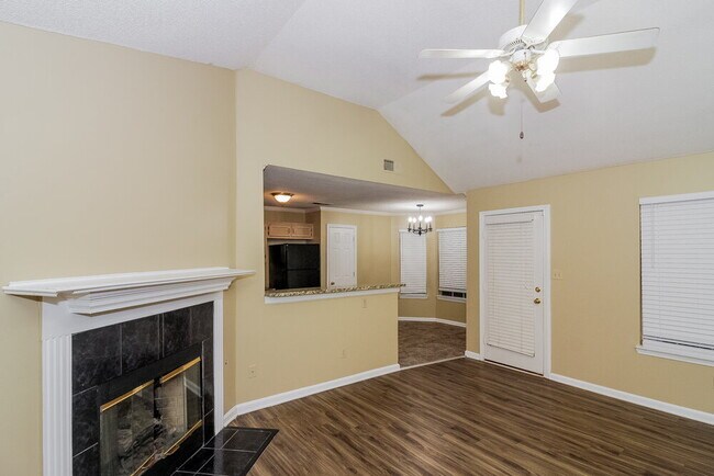 2184 Stone Stream Dr, Cordova, TN 38016 - photo 7