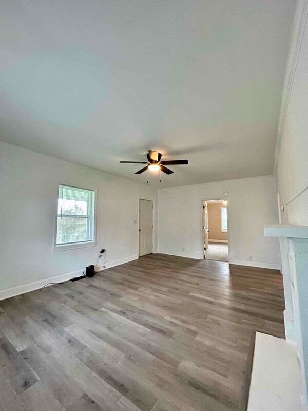 1404 Fieldcrest Rd, Eden, NC 27288 - photo 4