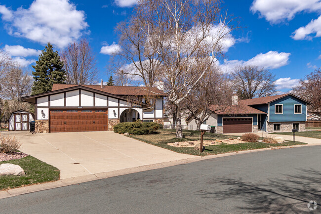 Homes in Benjamin Briardale range from three to six-bedroom floorplans.