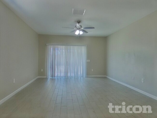 36615 N Iberian Dr, San Tan Valley, AZ 85143 - photo 3