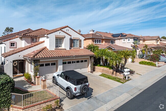 San Joaquin Hills homes offer luxury living in a gated Laguna Niguel community.