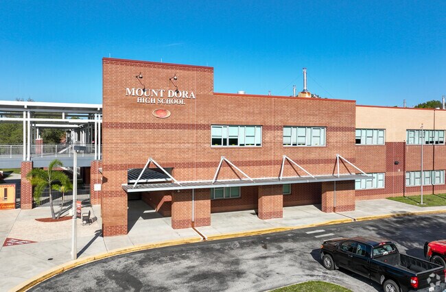 Mt. Dora High School is a B public school located in Mount Dora.