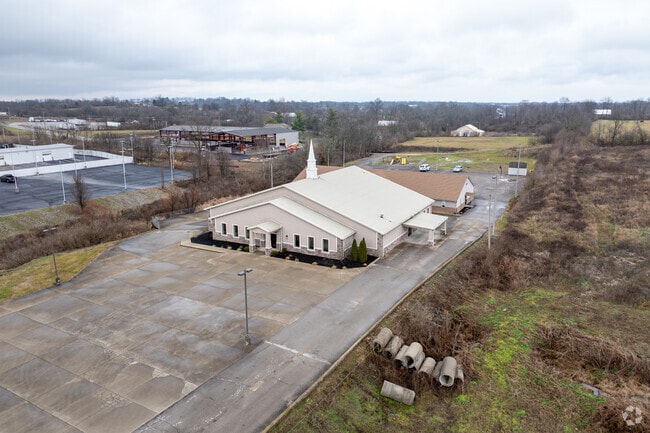 Tabernacle Christian Academy has 41 students in grades K-12 with a student-teacher ratio of 8:1.