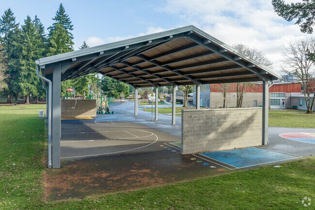 Ogden Elementary School has a covered play area in Vancouver, WA.