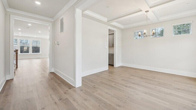 1111 Muddy Branch Ct, Middle River, MD 21220 - photo 3