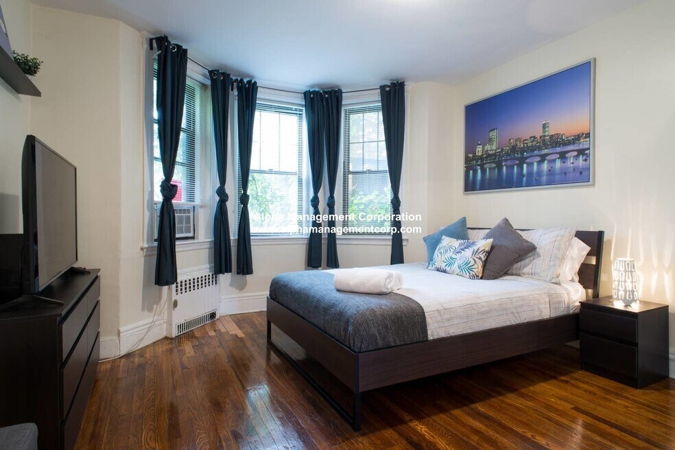 58 Queensberry St unit 6, Boston, MA 02215 - photo 1